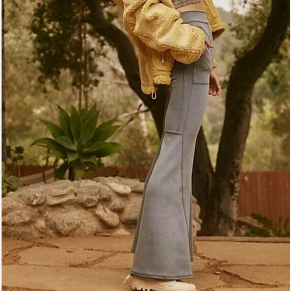 Free People Movement Light Heart Pant - Size 4 - Picture 2 of 11